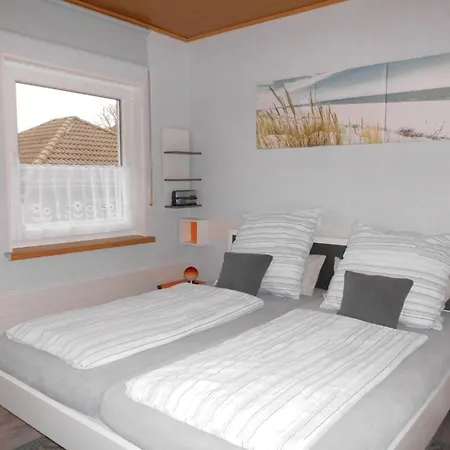 Apartament In Adorf Mit Garten, Terrasse Und Grill