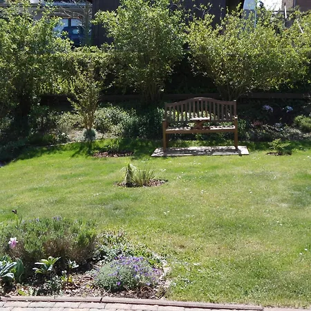In Adorf Mit Garten, Terrasse Und Grill