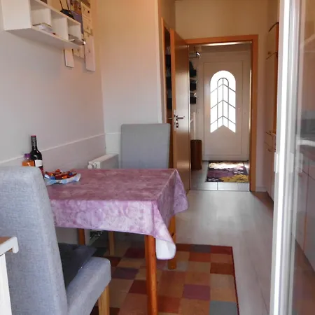 In Adorf Mit Garten, Terrasse Und Grill Apartament *
